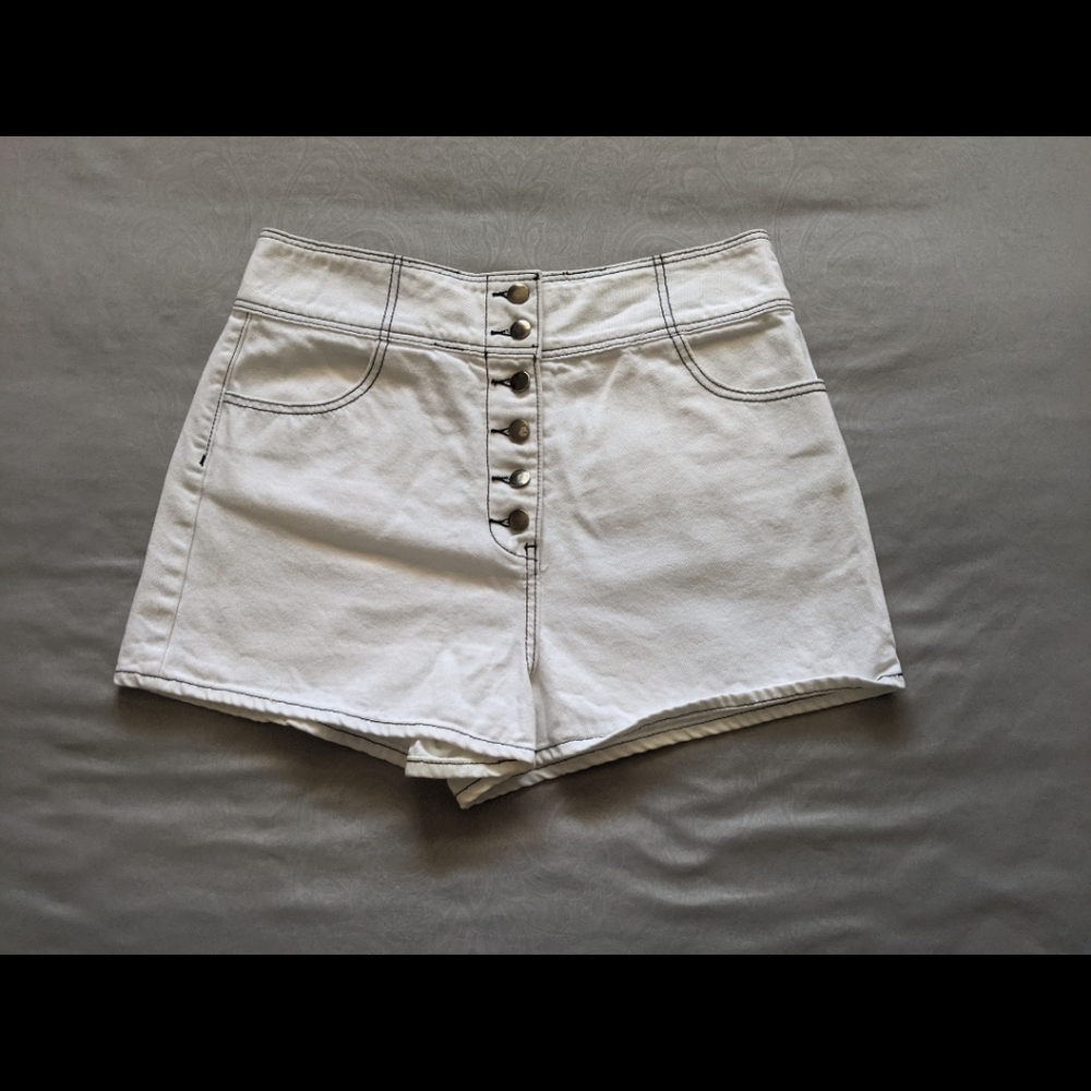 White high rise shorts